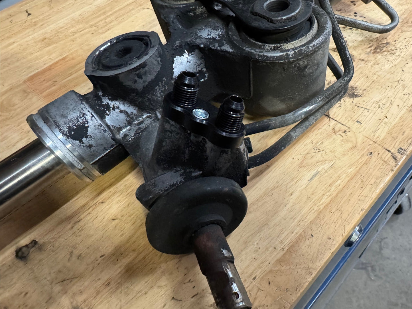 AN Steering Rack adapter, GMT 900