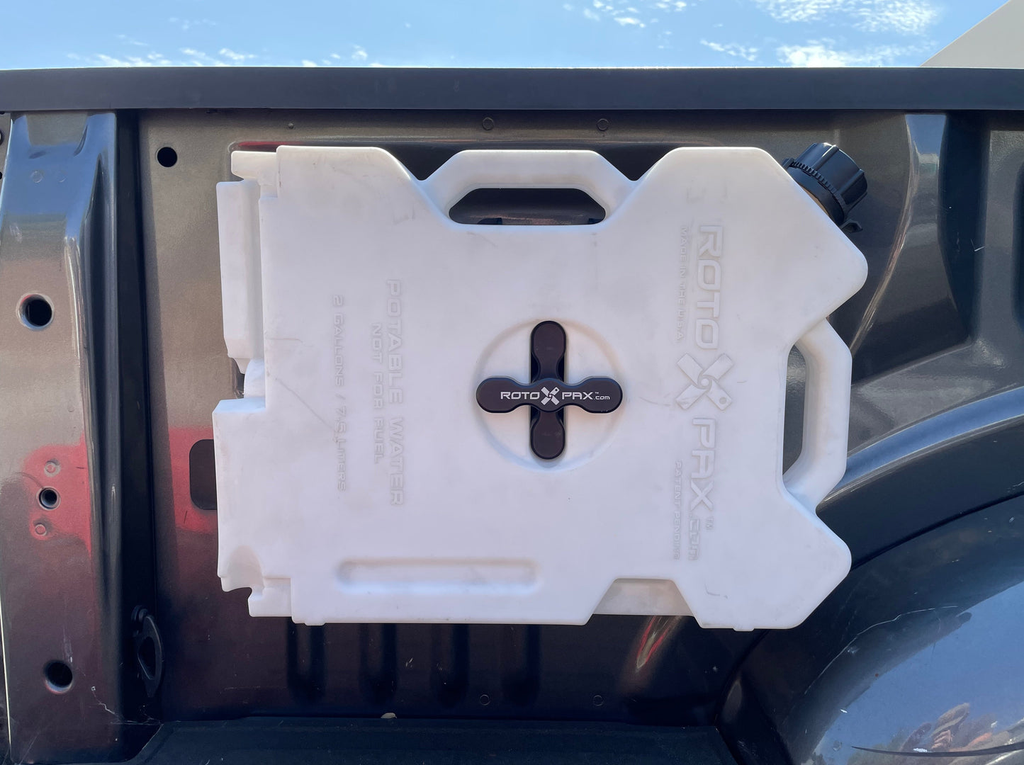 RotoPax Mounting Adapter F-150 F-250 F-350 (Rear Box Link Location)