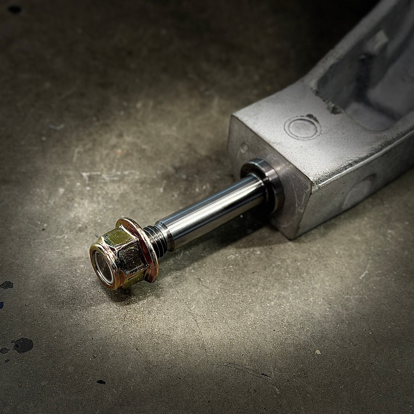 Range Industries Crown Victoria LCA (Lower control arm) 14mm stud