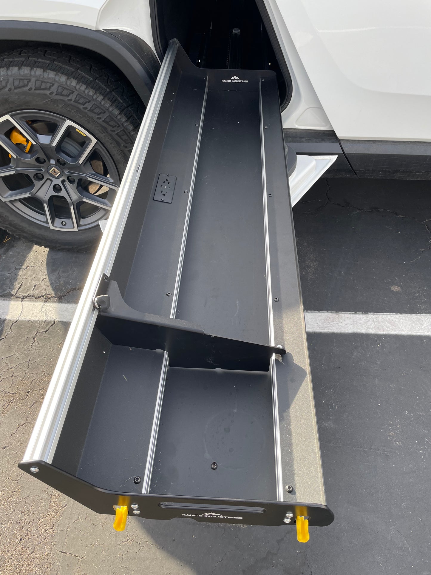 Gear Tunnel Slide Compatible With Rivian R1T