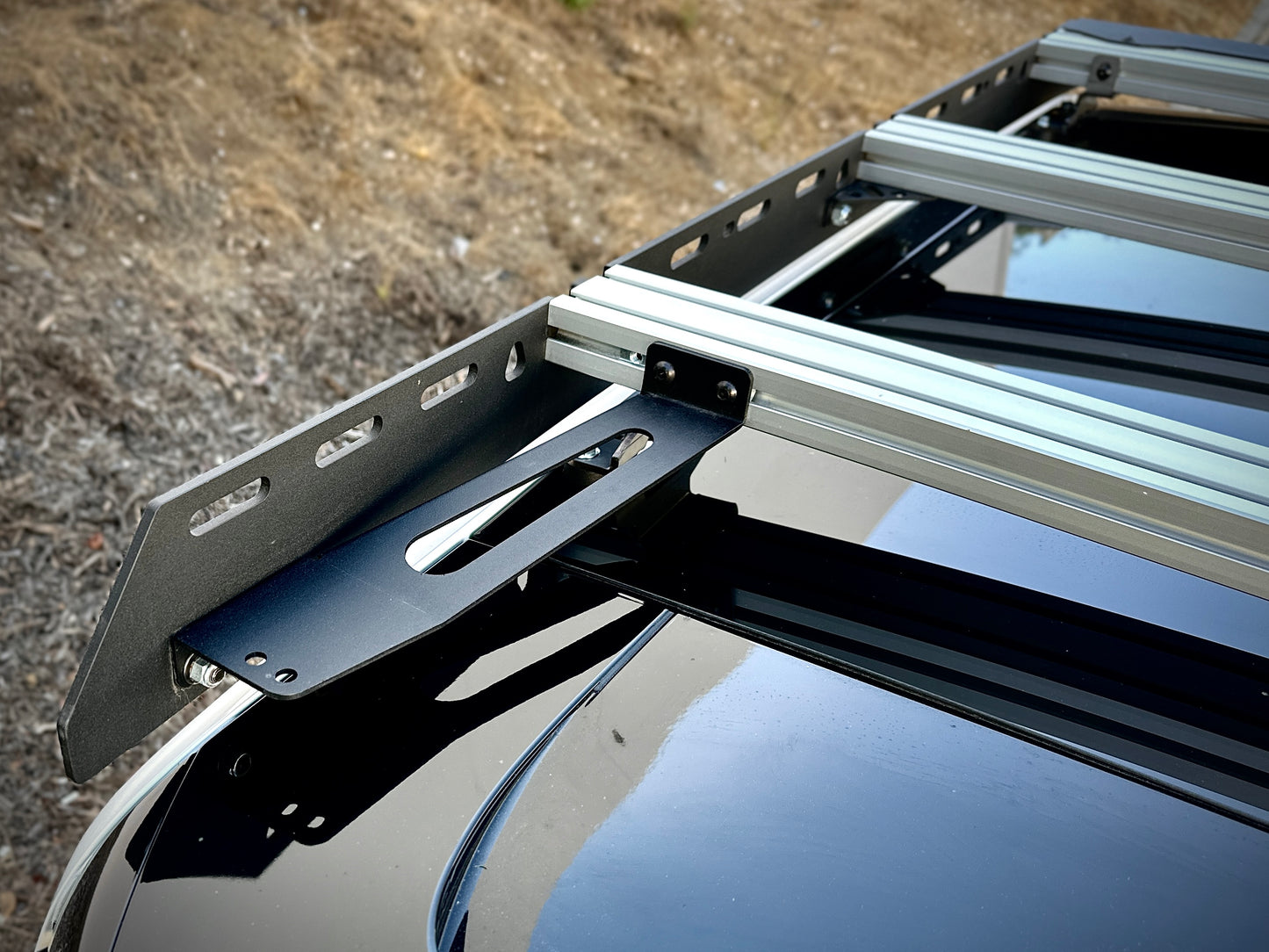 'Laguna' Rivian R1T Compatible Roof Rack