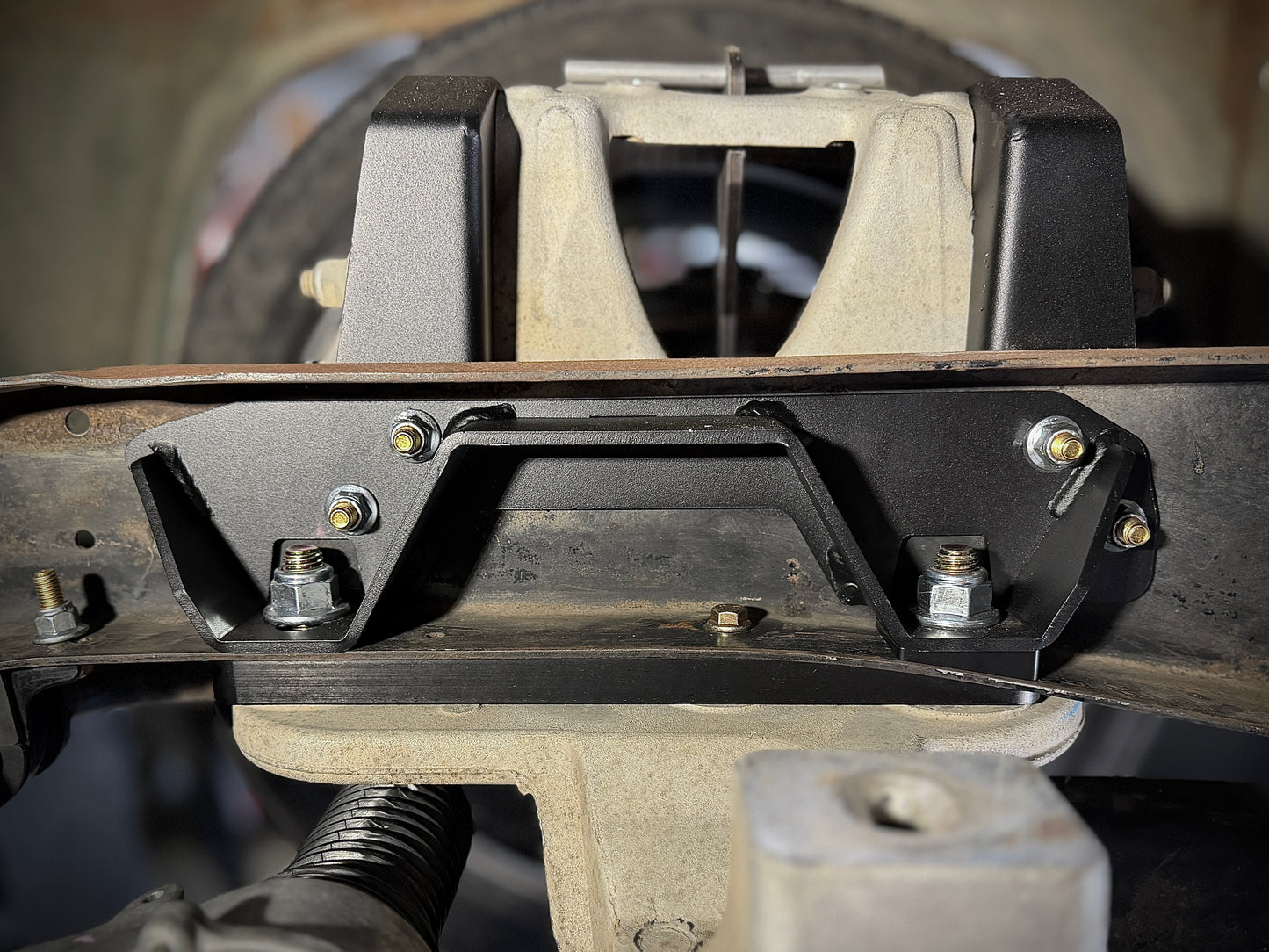 1953-1956 F-100 Bolt-in Crown Victoria Front Suspension Kit