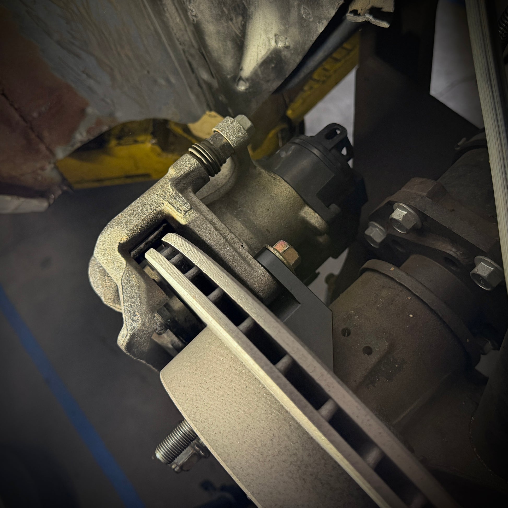 Range Industries 1970-79 240z260z280z rear disc brake kit with Electric Parking Brake Installed 5