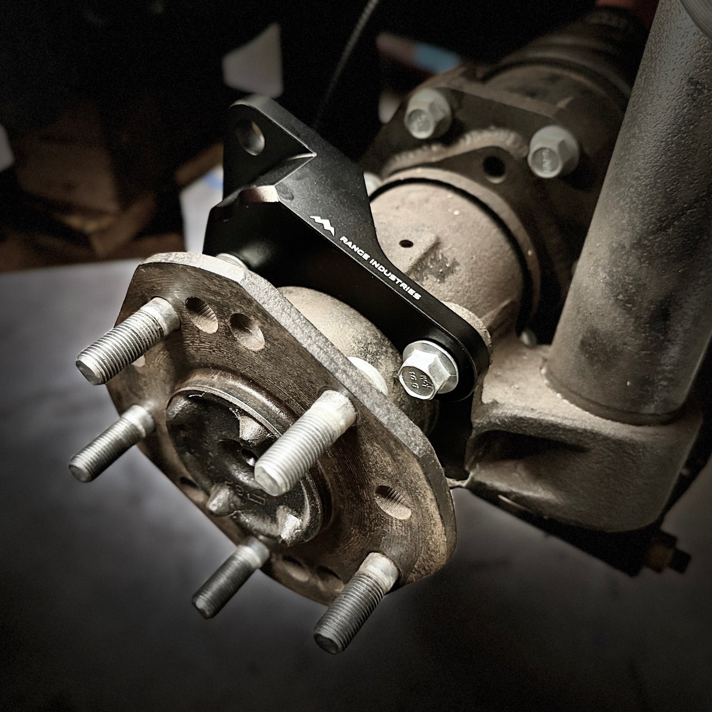 Range Industries 1970-79 240z260z280z rear disc brake kit with Electric Parking Brake Installed 1