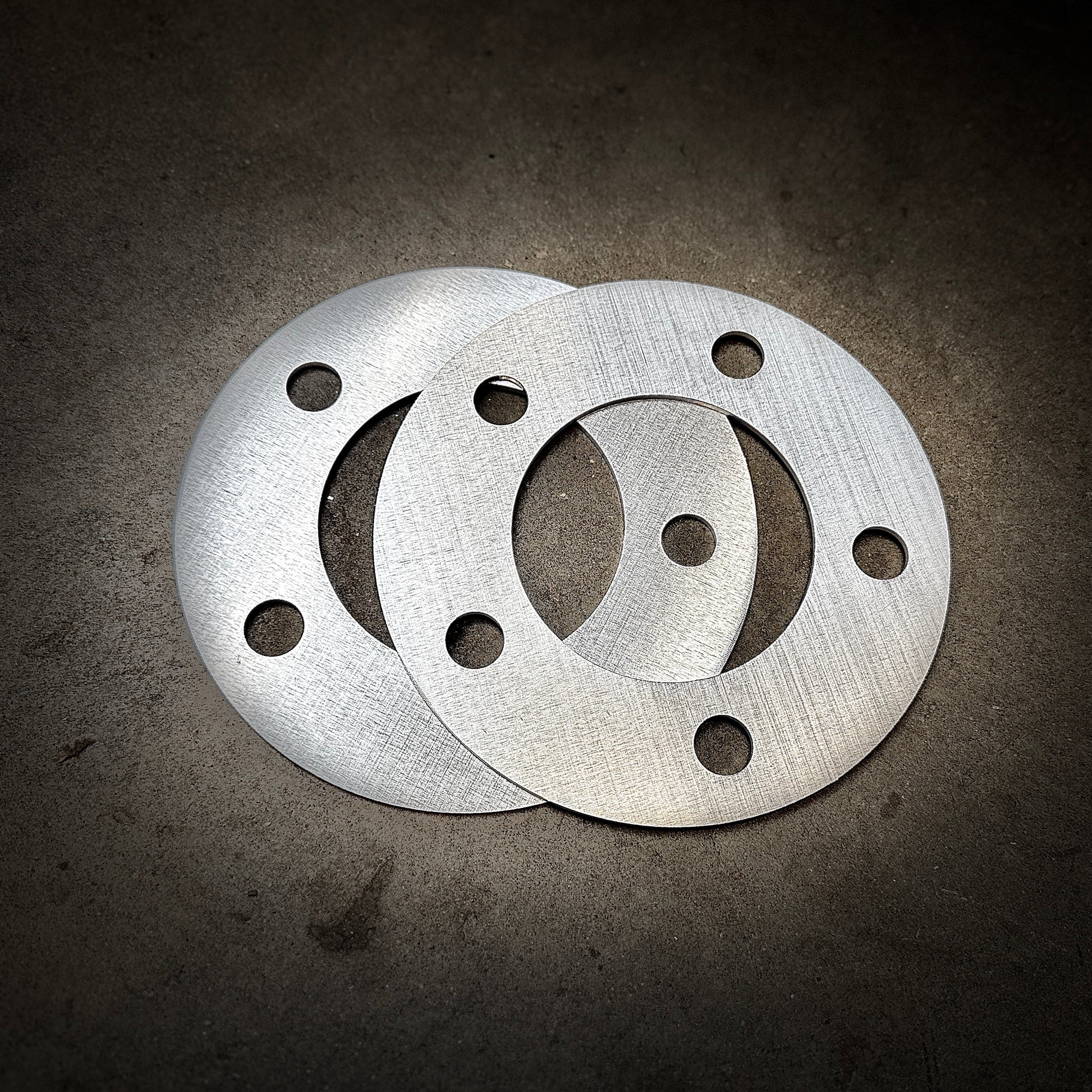 Range Industries Crown Victoria Brembo Modified Knuckle - 6 Pot 15  Rotor Spacer