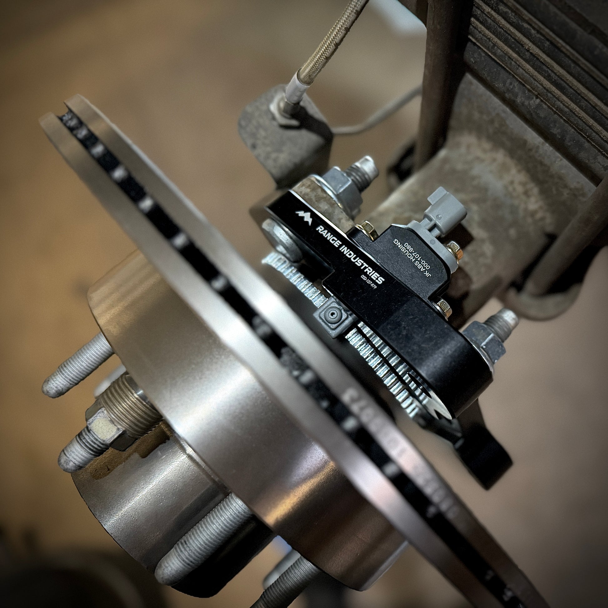 Range Industries Electric Parking Brake (EPB) kit 99-07 GM 14 Bolt (AAM 10.5 & 11.5) V2 ABS installed