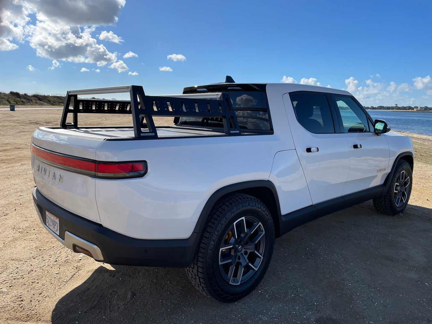 Sierra Rack System Compatible With Rivian R1T